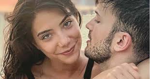 O artista publicou uma fotografia ao lado de nuno gomes. David Carreira Namorada Novo Video De David Carreira A Cantar Para Carolina Carvalho Apaixona Os Seguidores Holofote David Carreira Esteve Em Almancil Algarve Para Mais Um Espectaculo Syariawanhamada