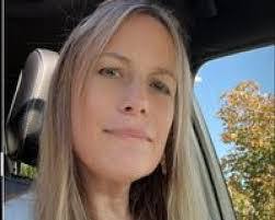 Suzanne Devito's Instagram, Twitter & Facebook