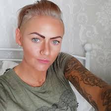 Kira Cunningham's Instagram, Twitter & Facebook