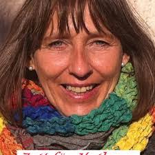 Maria Schnell's Instagram, Twitter & Facebook