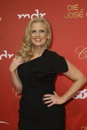 We did not find results for: Barbara Schoneberger Das Goldene Lenkrad 2016 Axel Springer Haus In Mitte Berlin Celebmafia