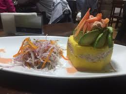 La causa rellena es un plato típico de la cocina peruana y su ingrediente más característico es la papa, somos tan privilegiados con tener una gran variedad. Causa Rellena De Atun Delicious Picture Of El Muelle De Tono Cusco Tripadvisor
