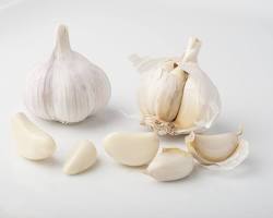 Image of Garlic cloves