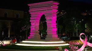 Gli accordi per chitarra presenti in questa versione semplificata di con il nastro rosa sono sette. San Marco In Lamis L Arco Si Colora Di Rosa Per Il Mese Della Prevenzione Del Cancro Al Seno Sanmarcoinlamis Eu Il Portale Della Tua Citta