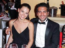 Elyas m'barek (38) gehört zu den beliebtesten deutschen schauspielern. Joseph M Barek Er Ist Der Bruder Von Fack Ju Gohte Star Elyas M Barek Mopo De