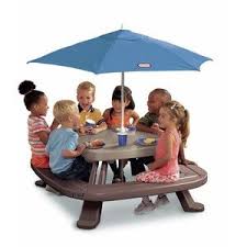 Pin By Susana On Entourage Kids Picnic Table Kids Picnic Picnic Table With Umbrella