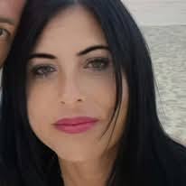 FranceSca Bruni in persone