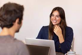 Cómo preparar una entrevista de trabajo: consejos esenciales para el éxito  - CIS University