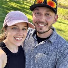 Alyssa Nihiser's Instagram, Twitter & Facebook