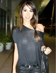 Kenakan baju tembus pandang, bra syahrini terlihat. Rihanna Sexy Artis Artis Yang Ekspose Dada Di Balik Baju Transparan Leilani Dowding Kapanlagi Com