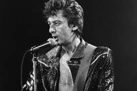 The top rated tracks by alain bashung are la nuit je mens, aucun express, fantaisie militaire, malaxe and faites monter. Sa Vie En 10 Dates La Presse