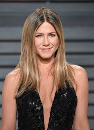 Jennifer aniston blonde layered hairstyle jennifer aniston hairstyles include different haircuts and many different hair colors as well. Jennifer Aniston Hair Secrets How To Get Jennifer Aniston S Hairstyle And Color