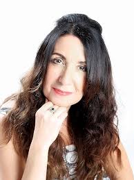 Amazon.com: All the Colours In Between: A Witty and Heartfelt Family Drama  (The Tree of Family Life Trilogy) eBook : Jordan, Eva: Kindle Store