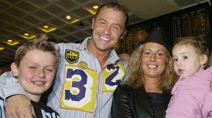 Am 20.04.2021 ist willi herren stieg nach 170 folgen aus der erfolgsserie lindenstraße aus. Ex Partnerin Von Willi Herren 45 Mirella Fazzi Begreift Tod Von Papa Ihrer 2 Kinder Nicht