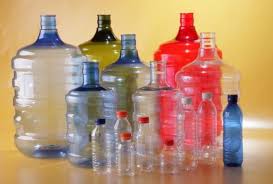 Vas bunga dari sendok plastik tips daur ulang botol sumber : 6 Cara Botol Tak Terpakai Bisa Jadi Barang Unik