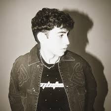 Misael Gutierrez (@misaelgutierrez_05) · Instagram photos and videos