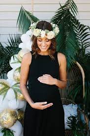 35 Gorgeous Baby Shower Dresses Momooze Green Baby Shower Tropical Baby Shower Baby Shower Photography