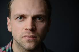 В целях безопасности власти приостановили судоходство. Artem Shevchenko Biografiya Filmografiya Fotografii Aktyora