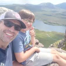 Lesley Armstrong (@Fleamarketmummy)