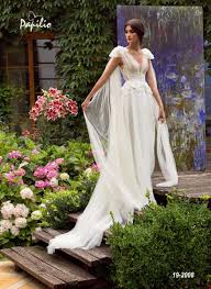 Wir zeigen die besten bilder der prominenten körperkunst und verraten, was die tattoos unserer promis bedeuten. Papilio 19 2008 Audrey Wedding Salon Brautmode Koln