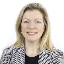 Janet Muir's Instagram, Twitter & Facebook