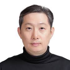 Culture war between evangelical Christians, LGBTQ community exaggerated