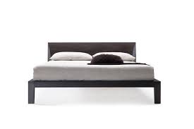 Hug, letto imbottito con contenitore 100% made in italy. Letto Foderato Per La Zona Notte