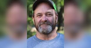 Lance Redmond's Instagram, Twitter & Facebook