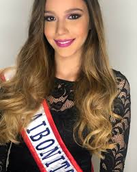 PATRICIA OCASIO Miss Aibonito Teen 2018 En ruta a Miss PR Teen 2018 •  #Repost @missaibonitoteen ・・・ Lindo martes a tod@s aquí les comparto unas  fotos 🤗💕! Arreglo personal: @carasdelmillennium #misspuertoricoteen  #teamaibonito