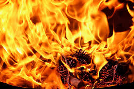 3 einfache alternativen zur feuerstelle im garten: Offenes Feuer Im Garten Das Gilt Es Zu Beachten