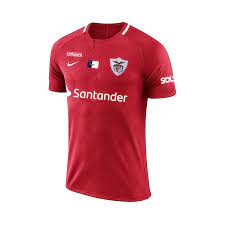 El clube desportivo santa clara es un club de fútbol profesional portugués con sede en ponta delgada, azores. Santa Clara Main Kit