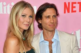 Perimenopause usually happens in a woman's 40s, but it can also happen as early as. All This Social Distancing Is Killing Gwyneth Paltrow S Sex Life You Guys