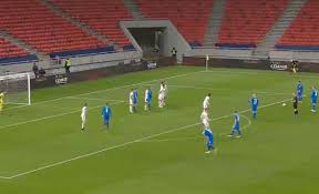 Fenomenális volt hazai pályán játszani. Video Peter Gulacsi Huge Mistake For Gylfi Sigurdsson Free Kick Goal Witty Futty