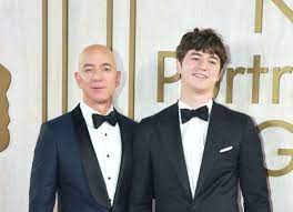 Their daughter ella was born in 2008. Who Are Jeff Bezos S Children The Independent