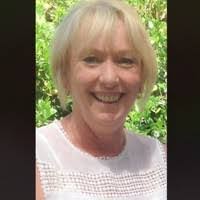 Donna Rohr's Instagram, Twitter & Facebook