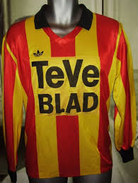 J.lindeberg® offers premium fashion for men and women. Mechelen Home Futbolka 1988 1989