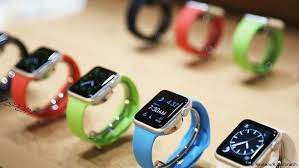 Apple also offers 0% financing for 12 months but requires good credit for approval. Apple Watch Sales Kick Off But Mostly Online Business Economy And Finance News From A German Perspective Dw 24 04 2015