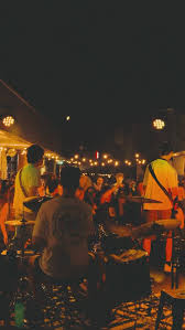 This Thursday we host long time Coffee enthusiast and budding artist Barb  Stacey for her debut Art & Photography exhibition in the Fishbowl Gallery.  We'll also welcome in the Subiaco Ukulele Free