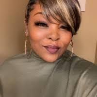 Ebony Parker's Instagram, Twitter & Facebook