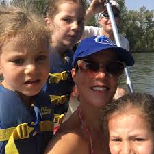 What is the lazy river experience like at Royalton Bávaro Resort & Spa?