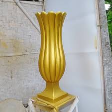 Mereka memilih konsep dan dekorasi yang tampak indah dan cantik. Pot Bunga Pelaminan Dekorasi Fiber Model Tulip Shopee Indonesia