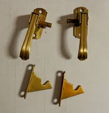 3 8 Offset Vintage Kitchen Cabinet Latches Left Or Right Vintage Kitchen Vintage Kitchen Cabinets Vintage Kitchen Decor