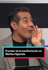 Martha Higareda y Anahí en ¿Quién Es La Máscara?