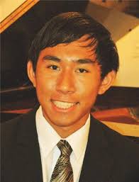 Lee Presents 10 Performers At Piano Competition