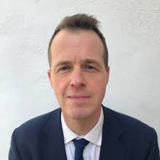 I am so proud of the neonatal doctors and nurses for winning this years'  research and innovation award for “exceptional contribution by a team” at  Medway NHS Foundation Trust. Not only this