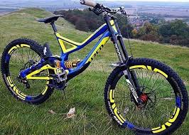 Specialized Demo 8 Mtb Downhill Bike Bestbikeproducts Ciclismo De Montanha Bikes Personalizadas Ciclismo