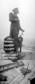 109 Statue Cleaner Stock Photos, High-Res Pictures, and Images