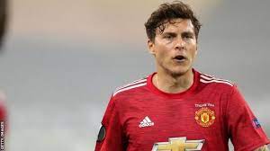 Victor lindelöf is the best defender in 2021? Victor Lindelof Swedish Footballer Manchester United Defender Receive Thank You From Police Afta E Catch Handbag Tiff Bbc News Pidgin