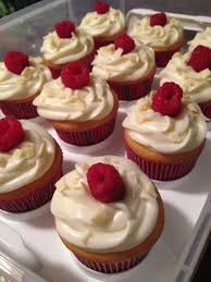 White Chocolate Raspberry Champagne Cupcakes