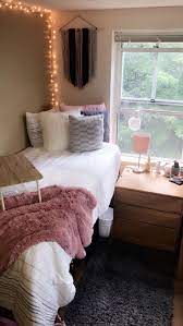 Classy Dorm Decor Stylish Dorm Room Dorm Room Inspiration Dorm Room Decor